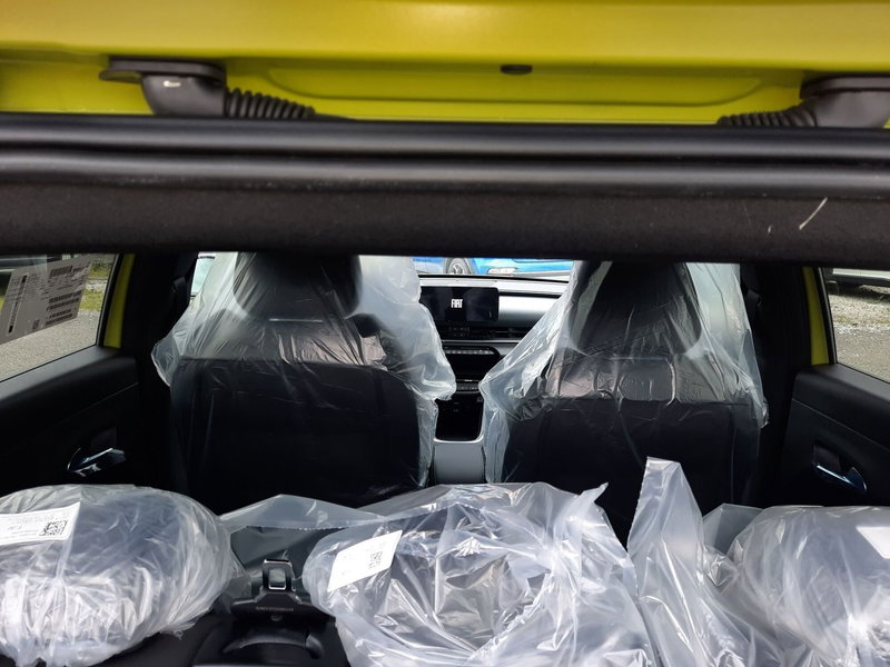 Fiat 600 nuova a La Spezia (7)
