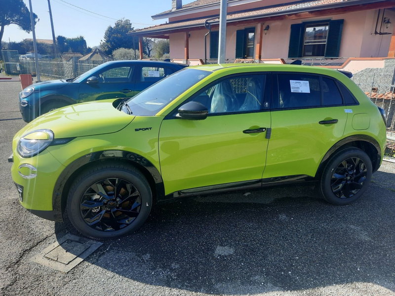 Fiat 600 nuova a La Spezia (3)