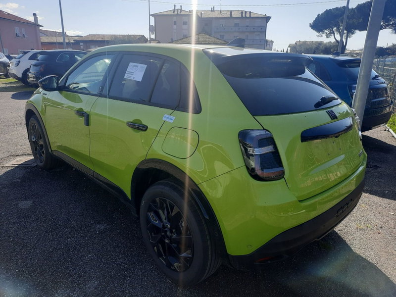 Fiat 600 nuova a La Spezia (4)