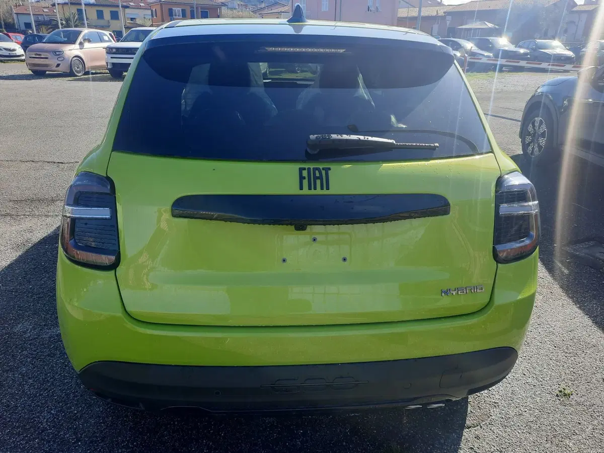 Fiat 600 nuova a La Spezia (5)