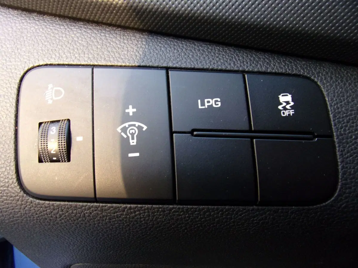 Hyundai i10 usata a Reggio Emilia (13)