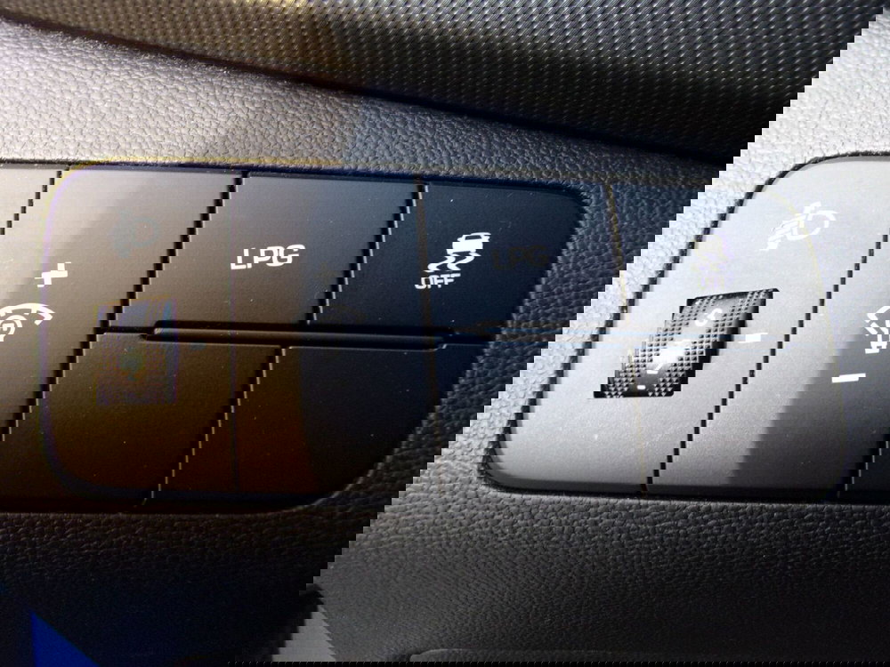 Hyundai i10 usata a Reggio Emilia (13)