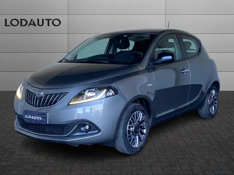 Lancia Ypsilon usata a Bergamo