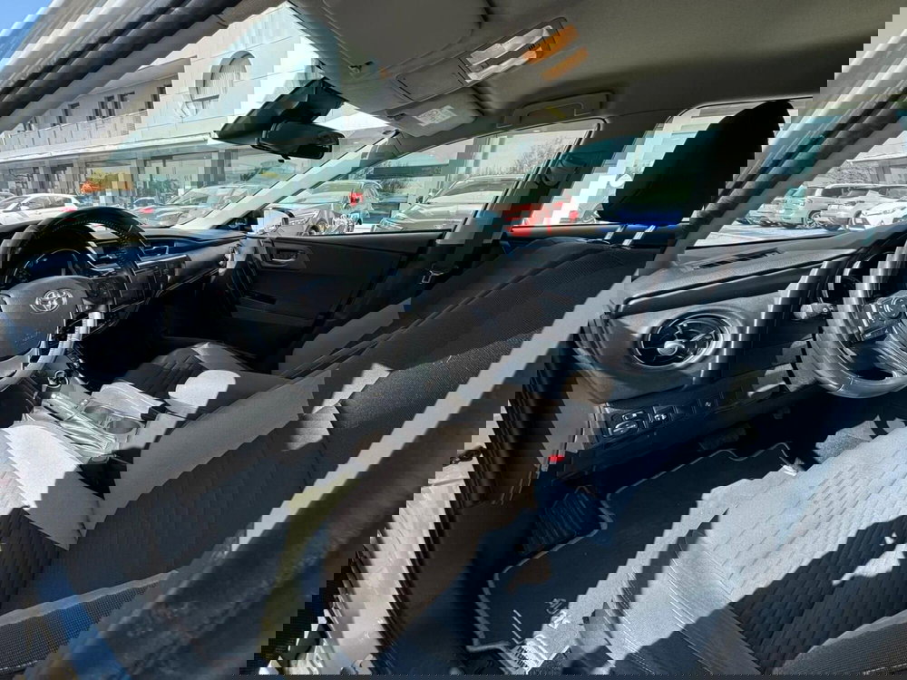Toyota Auris usata a Modena (11)