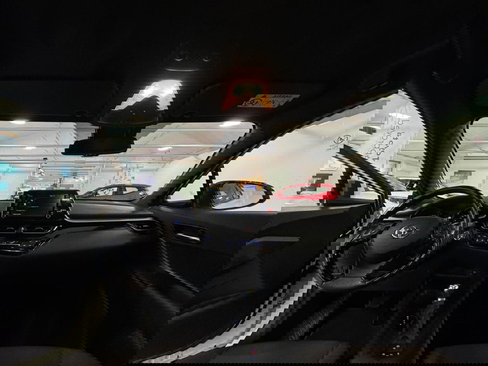 Toyota Toyota C-HR usata a Modena (16)