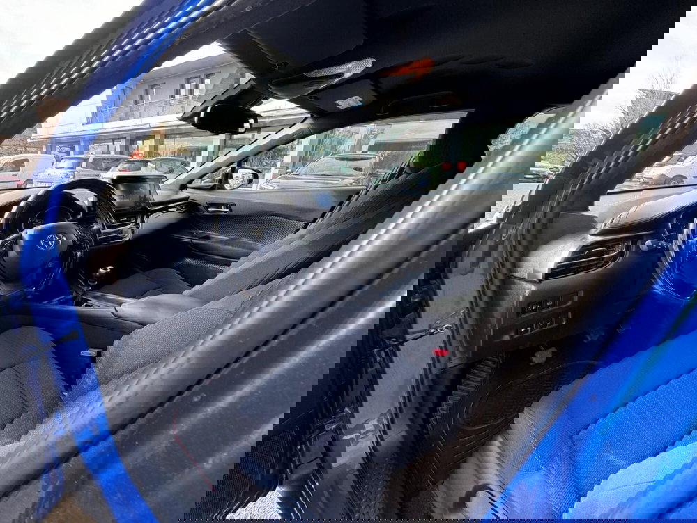 Toyota Toyota C-HR usata a Modena (13)