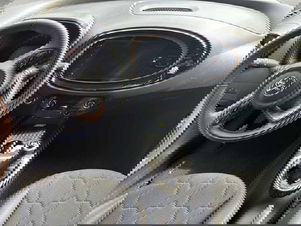 Toyota Aygo X usata a Bologna (10)