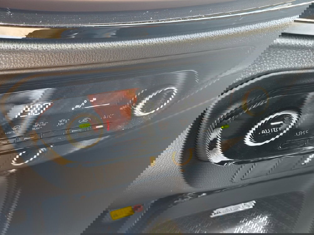 Toyota Aygo X usata a Bologna (14)