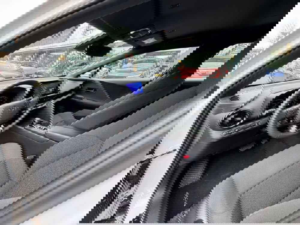 Toyota Toyota C-HR usata a Modena (13)