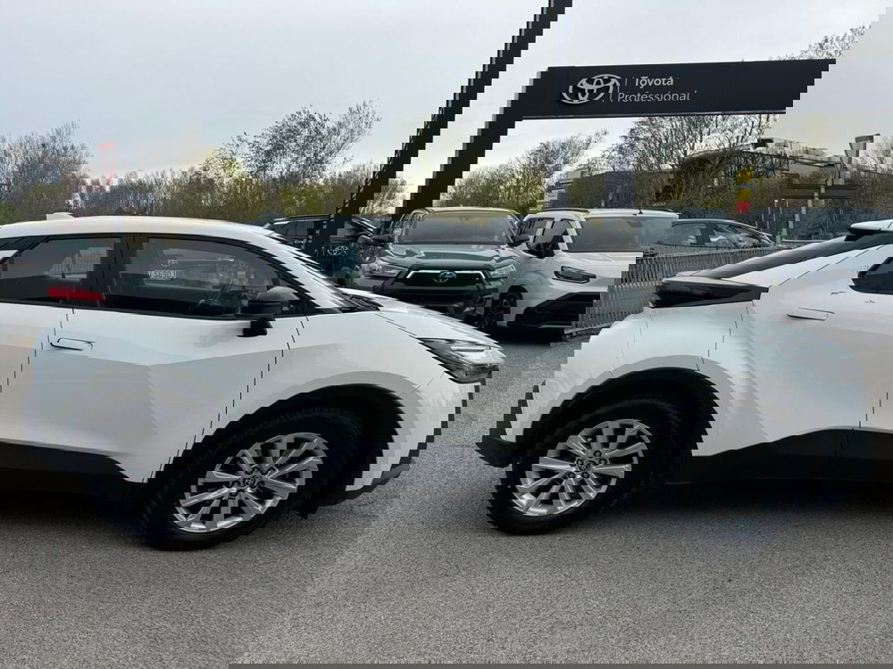 Toyota Toyota C-HR usata a Modena (5)