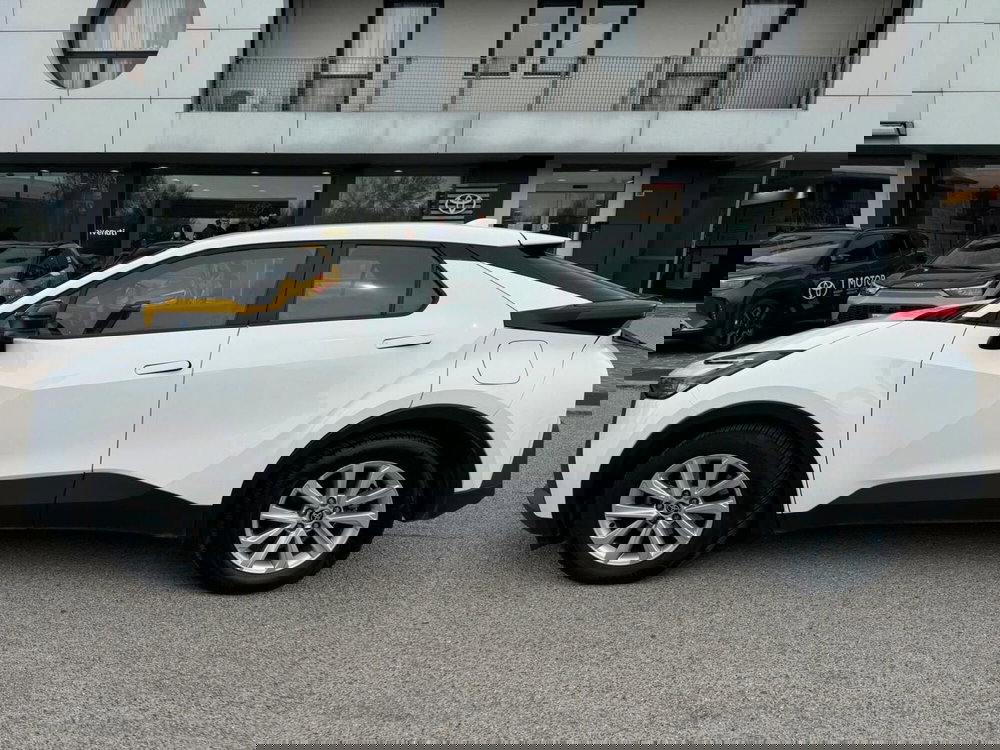 Toyota Toyota C-HR usata a Modena (9)
