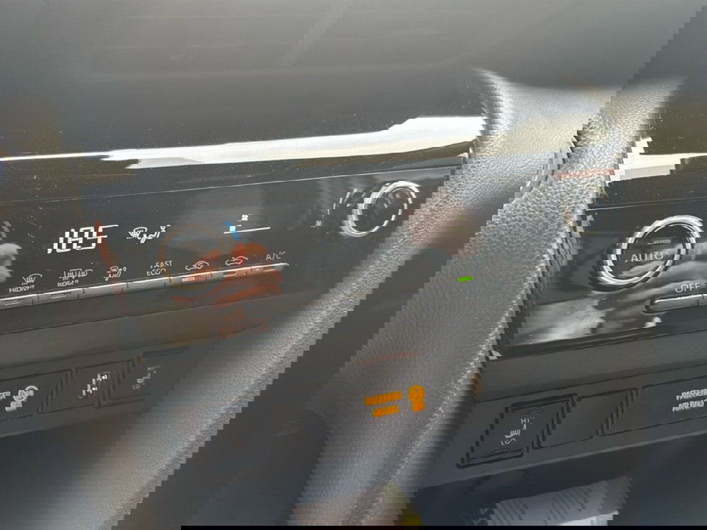 Toyota Yaris Cross usata a Bologna (14)