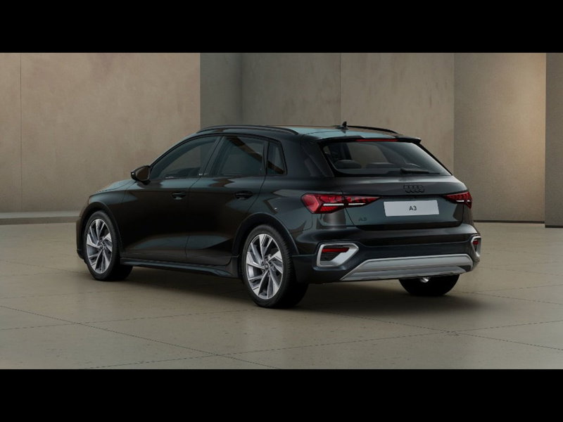 Audi A3 allstreet nuova a Pisa (3)