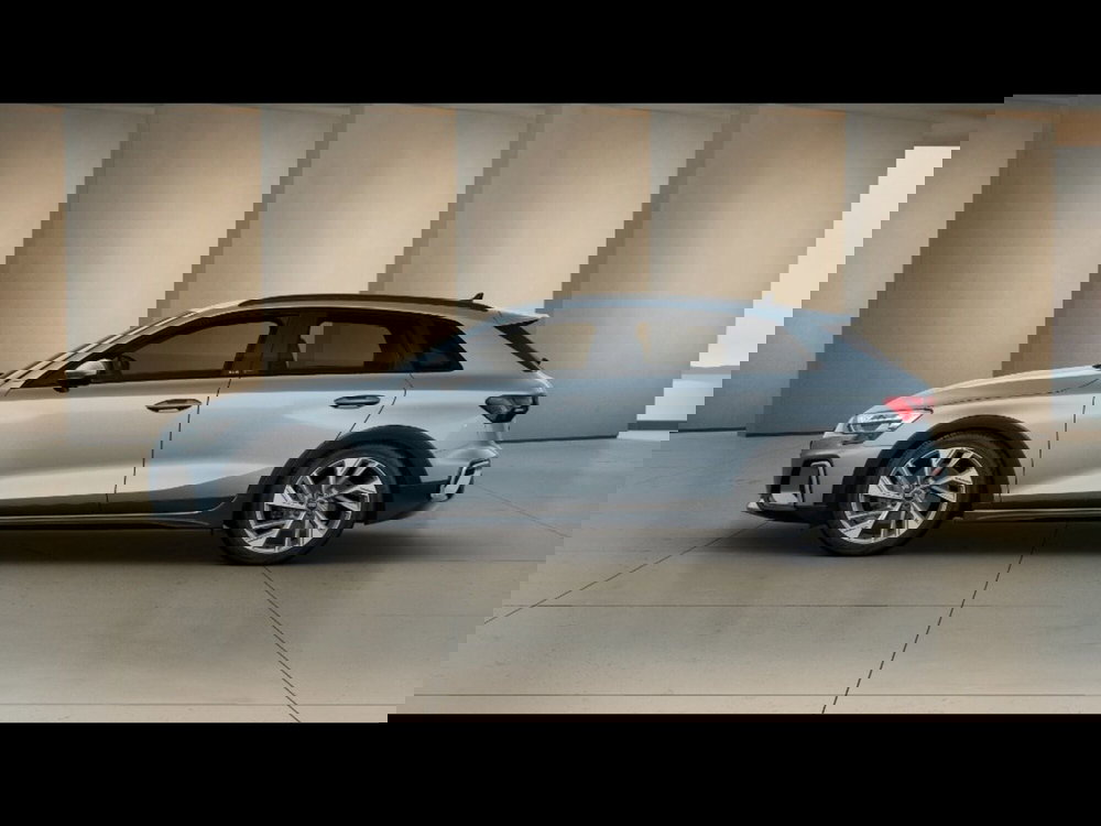 Audi A3 allstreet nuova a Pisa (2)