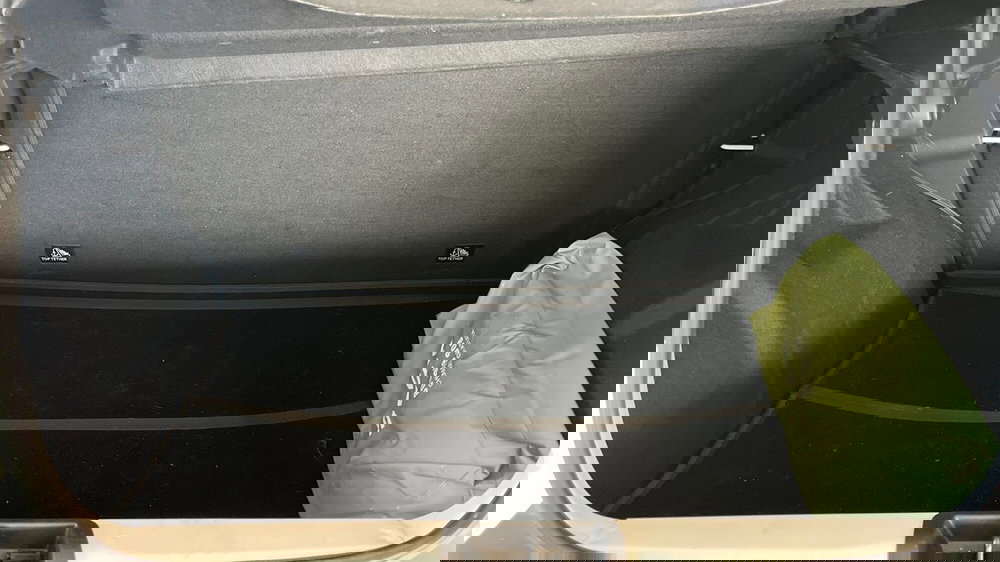 Dacia Spring usata a Catania (9)