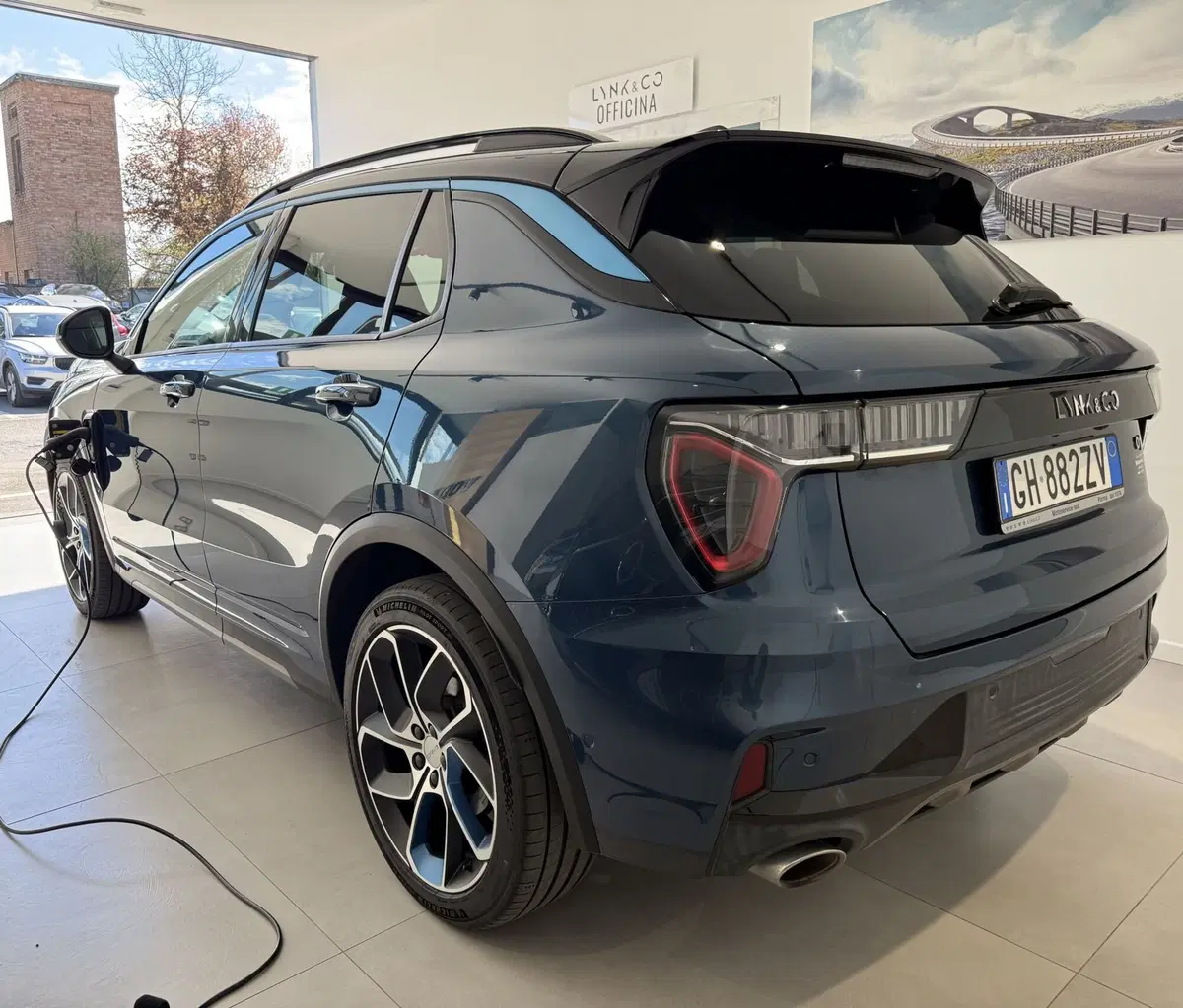 Lynk & Co 01 usata a Parma (8)