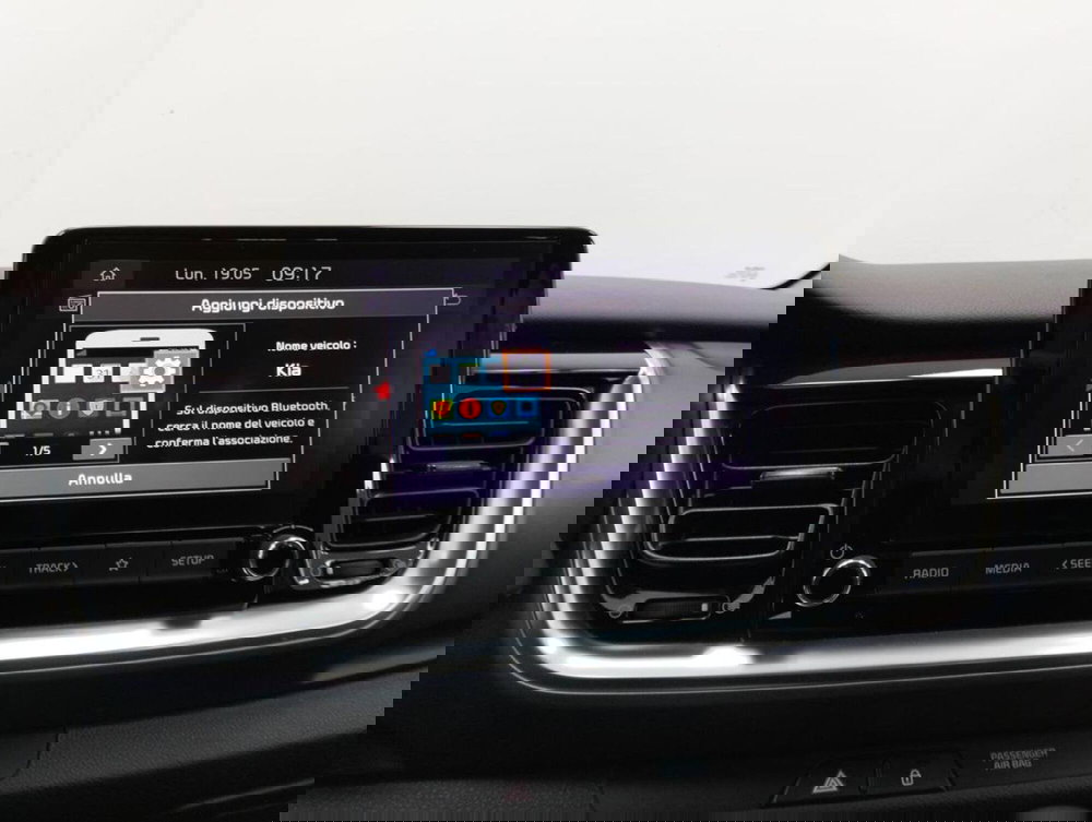 Kia Stonic usata a Como (14)