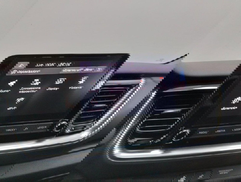 Kia Stonic usata a Como (16)