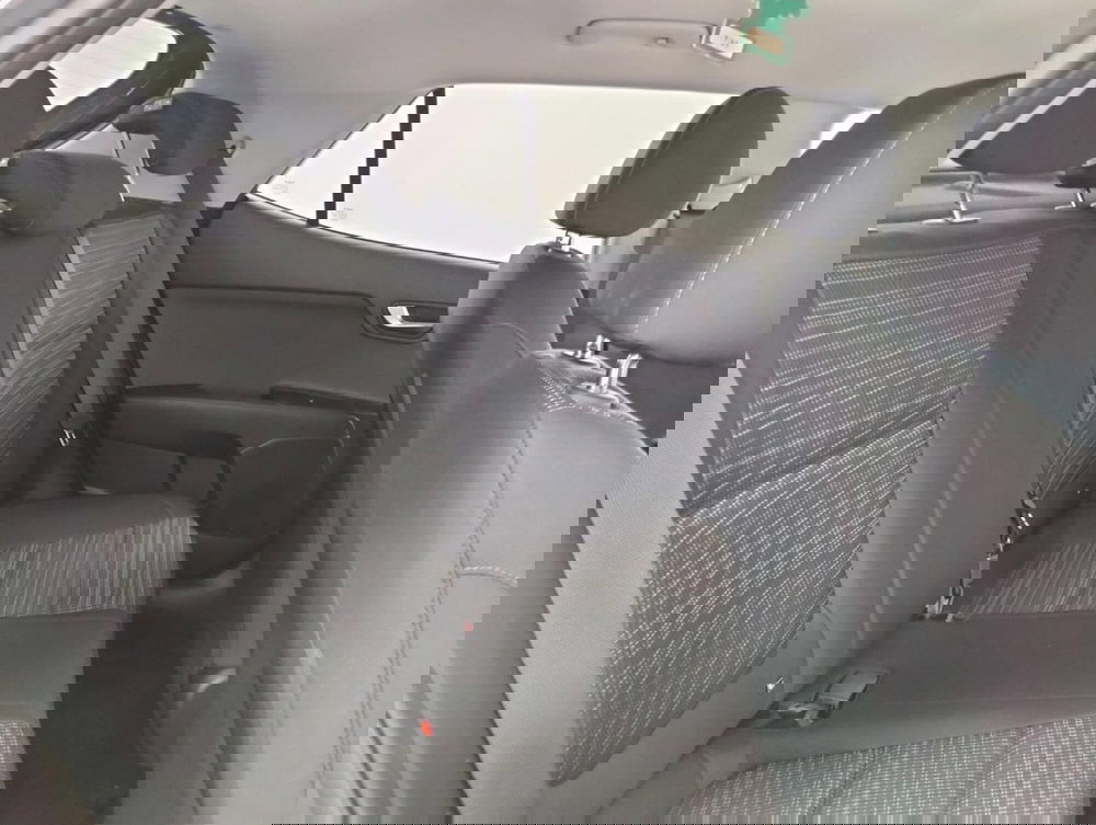 Kia Stonic usata a Como (5)