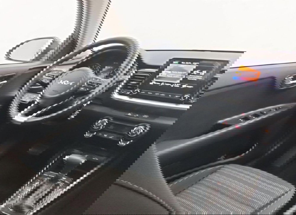 Kia Stonic usata a Como (9)