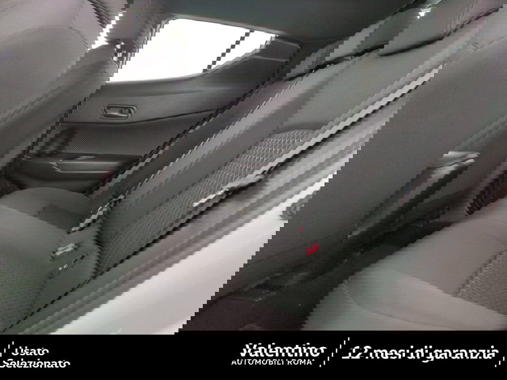 Toyota Toyota C-HR usata a Roma (10)