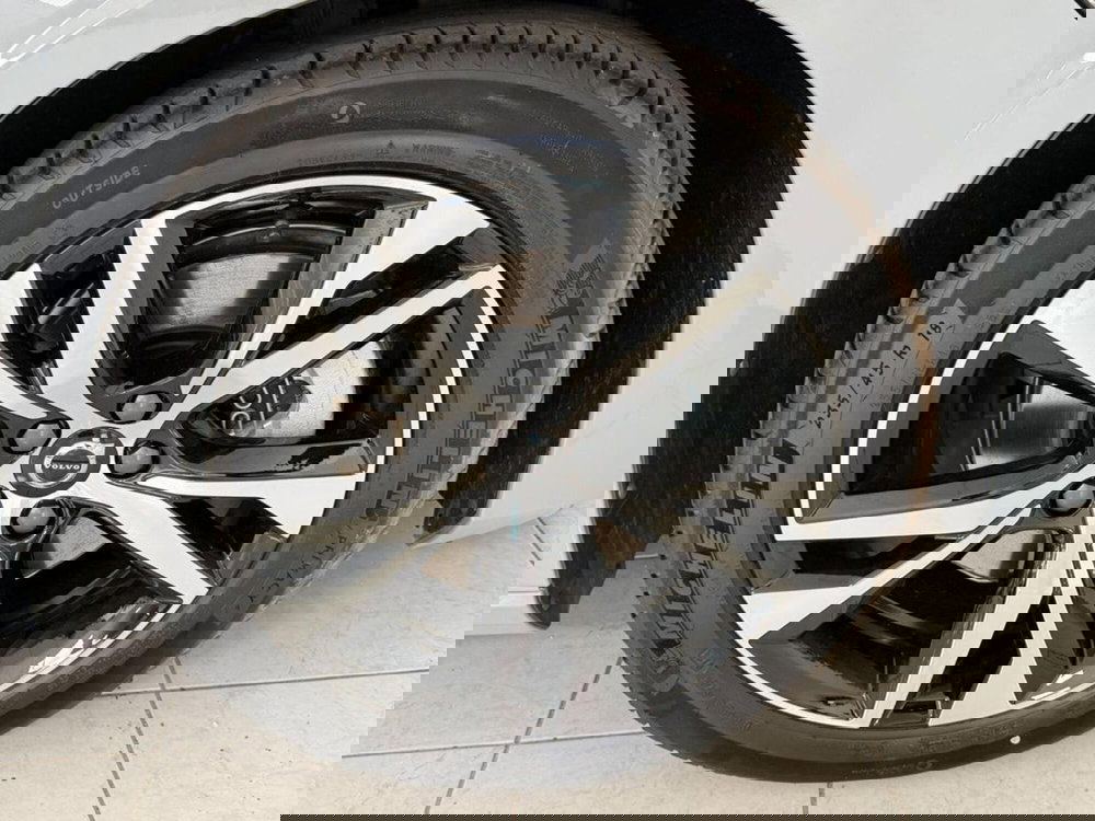 Volvo V60 nuova a Como (12)