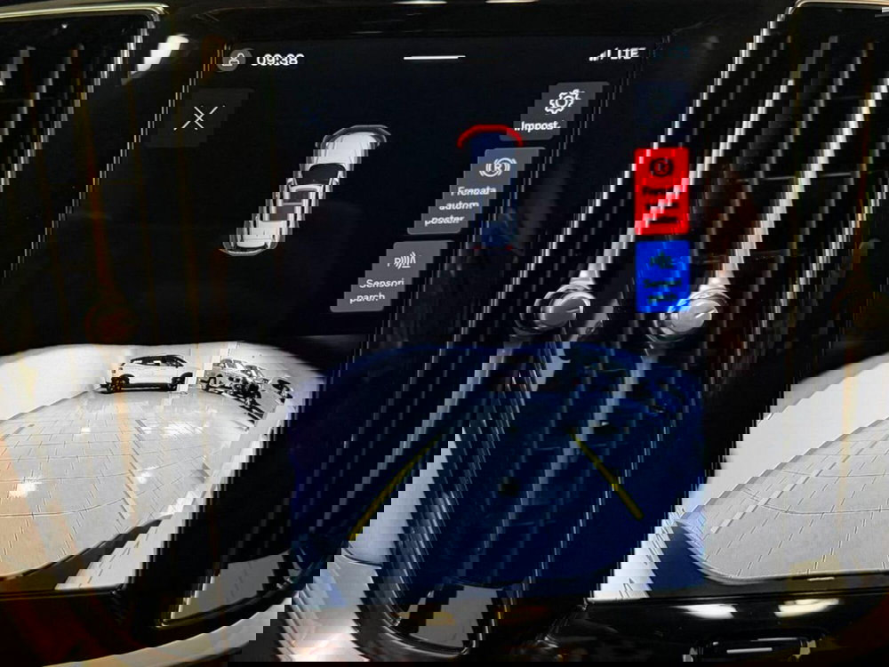 Volvo V60 nuova a Como (12)