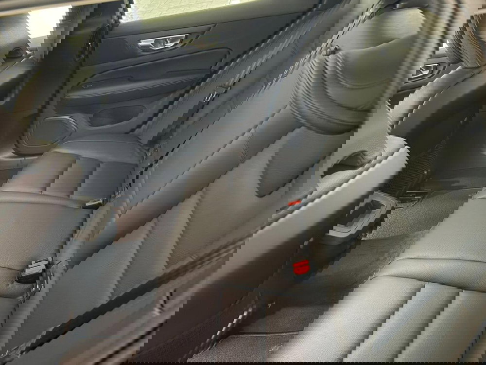 Volvo V60 Cross Country nuova a Como (12)