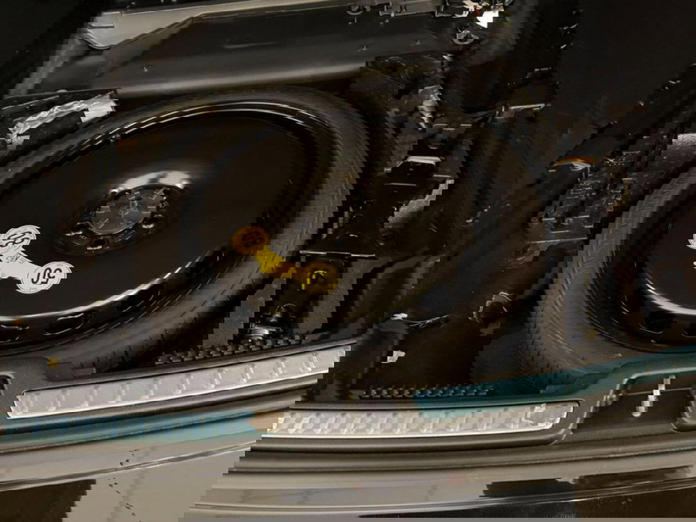 Volvo V60 Cross Country nuova a Como (13)