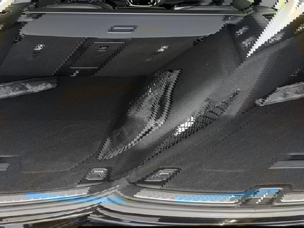 Volvo V60 Cross Country nuova a Como (14)