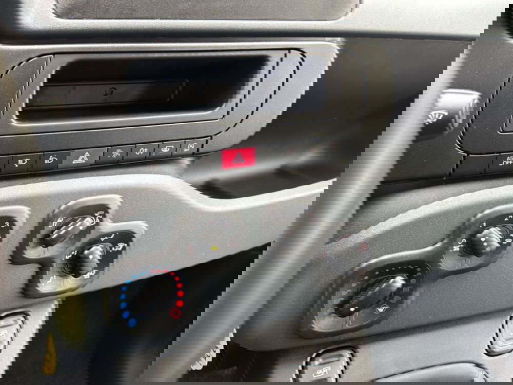 Fiat Panda Cross nuova a Ferrara (13)