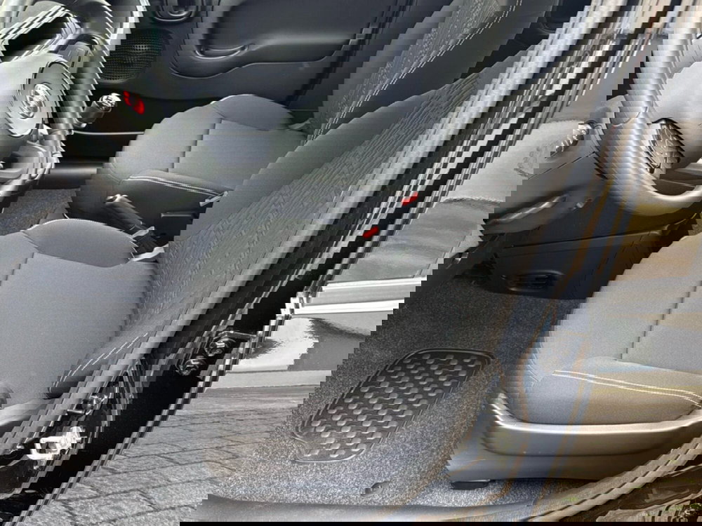 Fiat Panda Cross nuova a Ferrara (9)