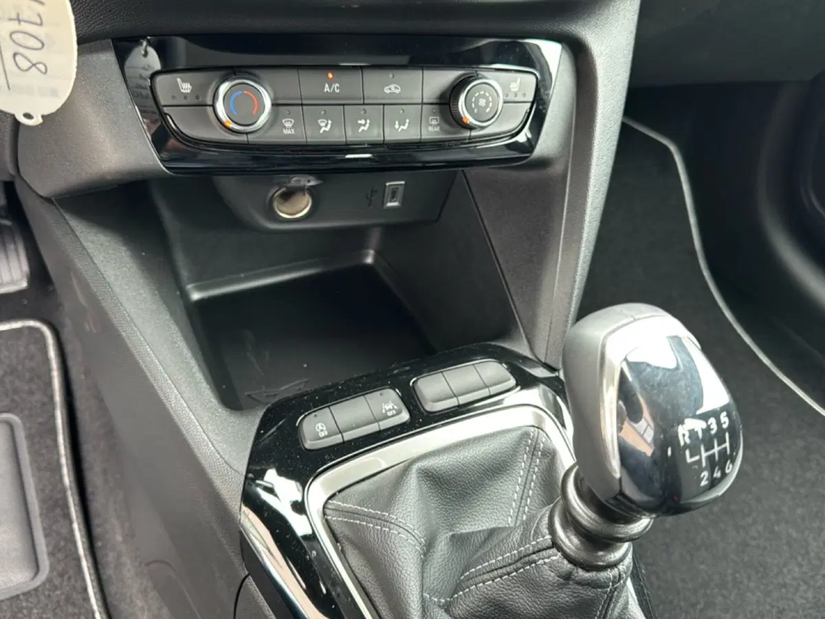 Opel Corsa nuova a Ferrara (11)