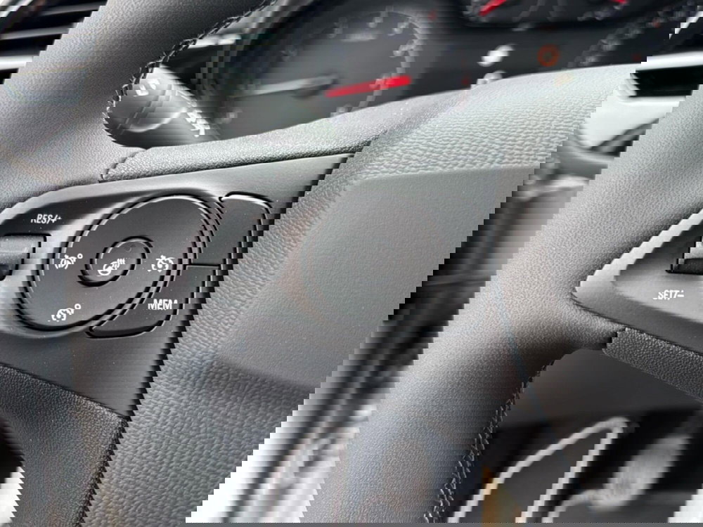 Opel Corsa nuova a Ferrara (15)