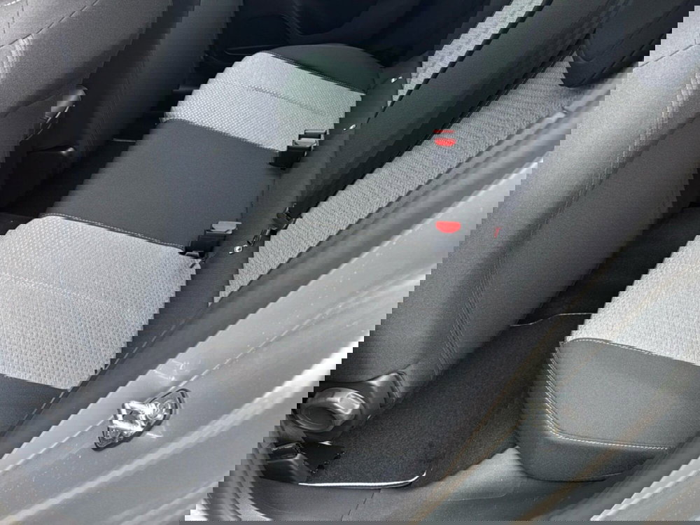 Opel Corsa nuova a Ferrara (7)