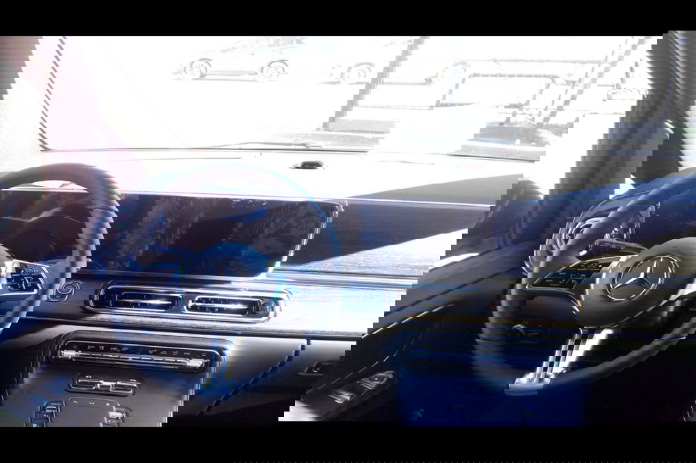 Mercedes-Benz Classe V nuova a Pescara (10)