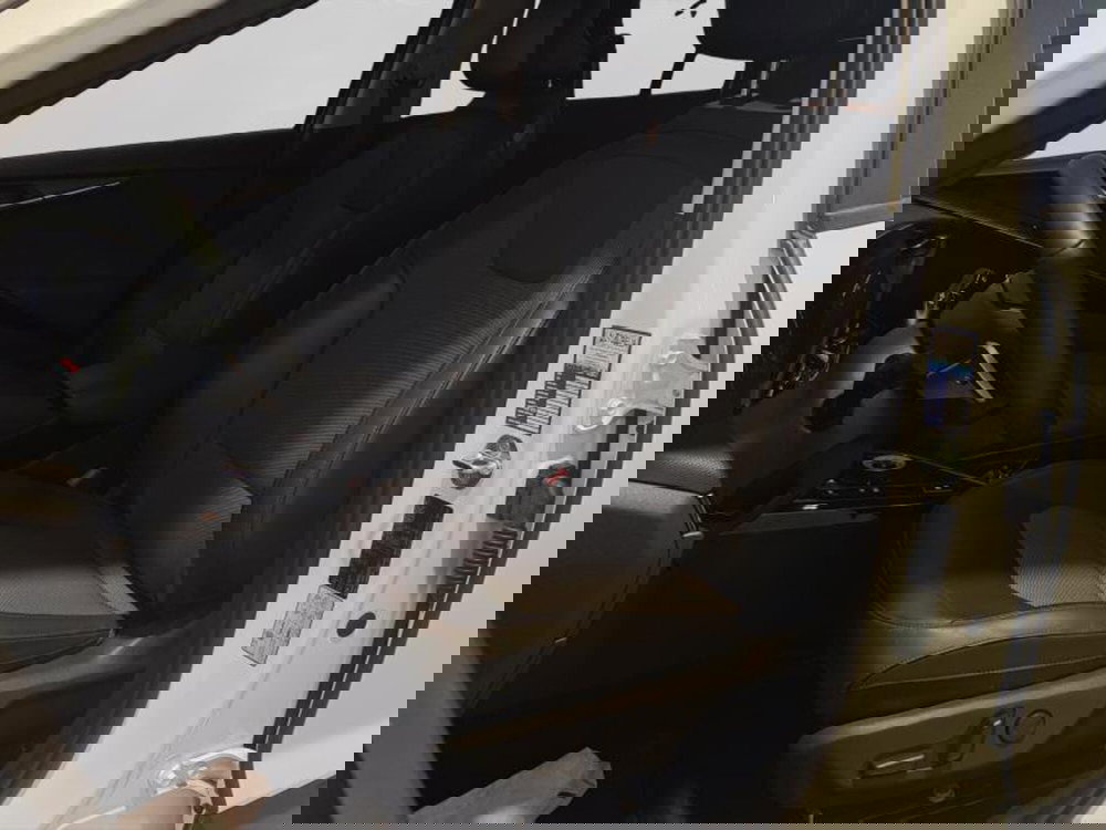 Kia Niro usata a Genova (9)