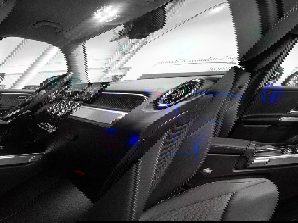 Mercedes-Benz GLB nuova a Ancona (18)