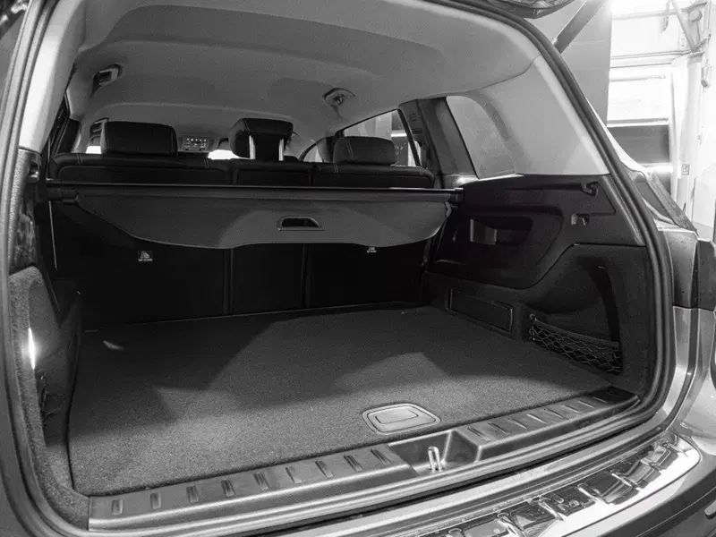 Mercedes-Benz GLB nuova a Ancona (9)