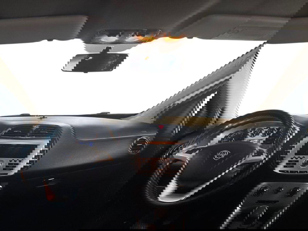 Lancia Delta usata a Torino (8)