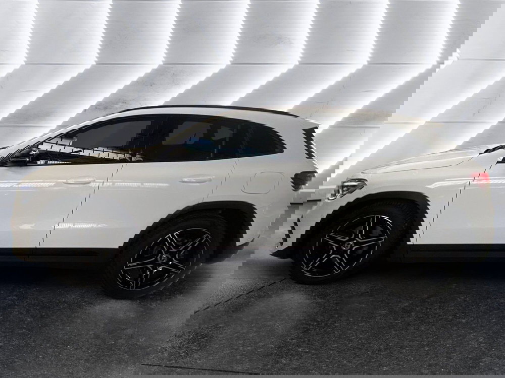 Mercedes-Benz GLA SUV usata a Napoli (6)