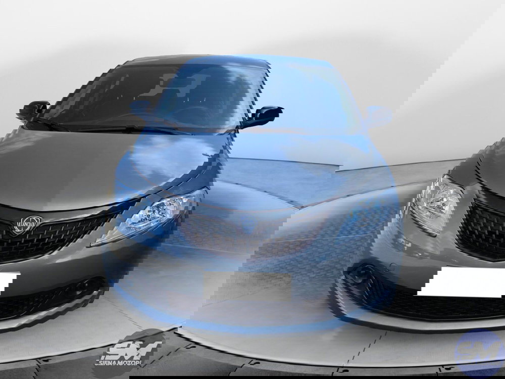 Lancia Ypsilon usata a Firenze (5)