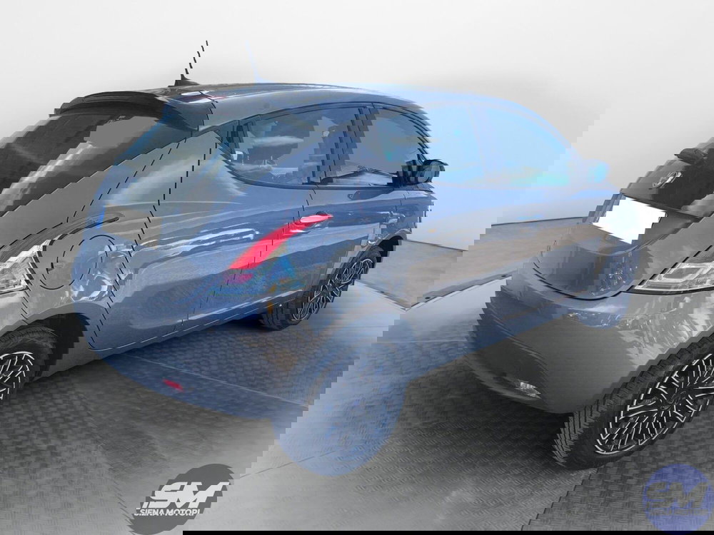 Lancia Ypsilon usata a Firenze (6)