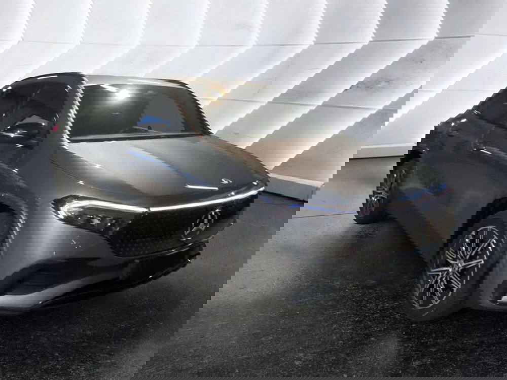 Mercedes-Benz EQA usata a Caserta (3)