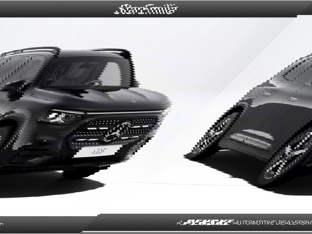 Mercedes-Benz GLB nuova a Bologna