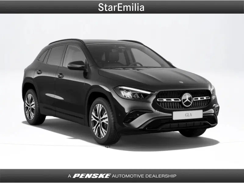 Mercedes-Benz GLA SUV nuova a Bologna
