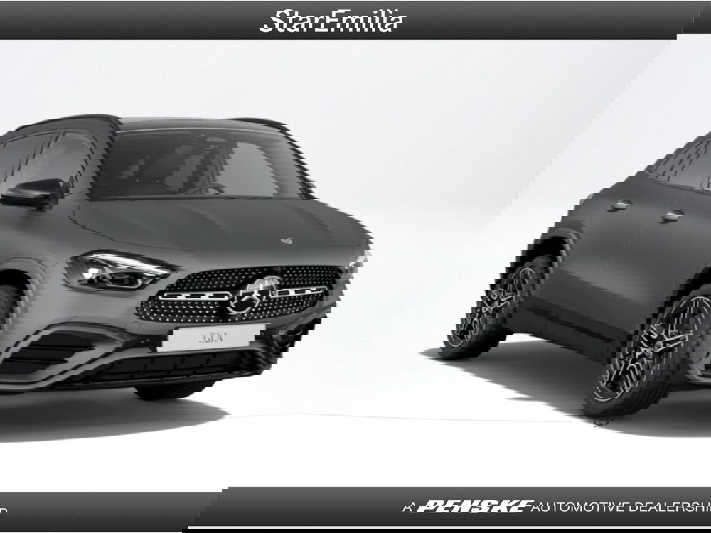 Mercedes-Benz GLA SUV nuova a Bologna