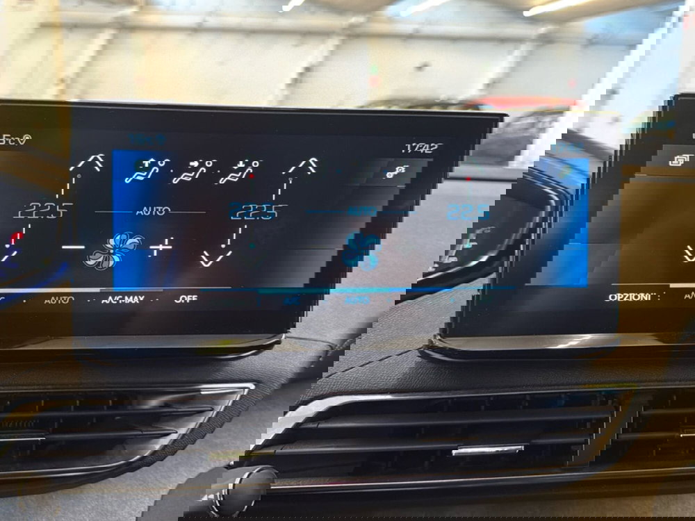 Peugeot 3008 usata a Pordenone (17)