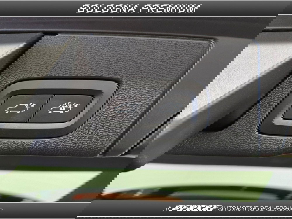 Volvo XC60 usata a Bologna (11)