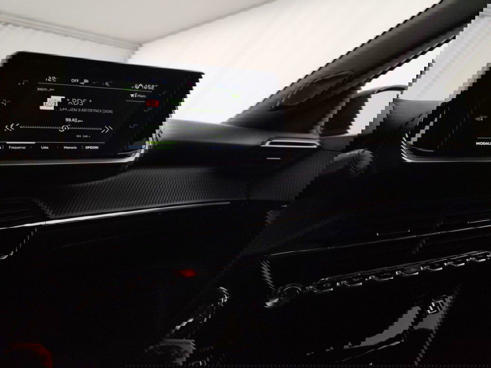 Peugeot 2008 usata a Massa-Carrara (12)